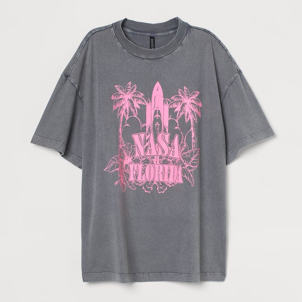 H&M NASA Shirt - Oversized Gray and Pink Graphic T-Shirt